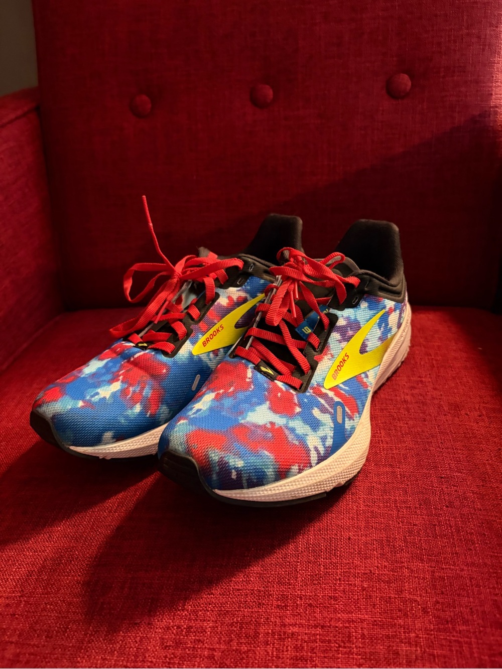 Brooks Launch Running Shoes – Blue, Red, Yellow